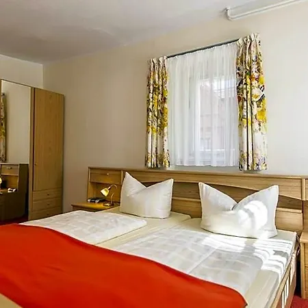 Wanderhotel Sonnebergbaude Hotell Waltersdorf (Gorlitz)