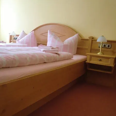 Wanderhotel Sonnebergbaude Waltersdorf (Gorlitz)