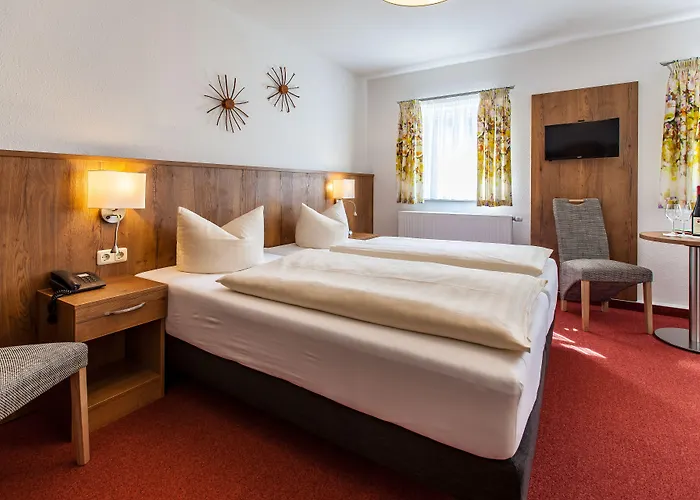 Wanderhotel Sonnebergbaude فندق ترسدورف