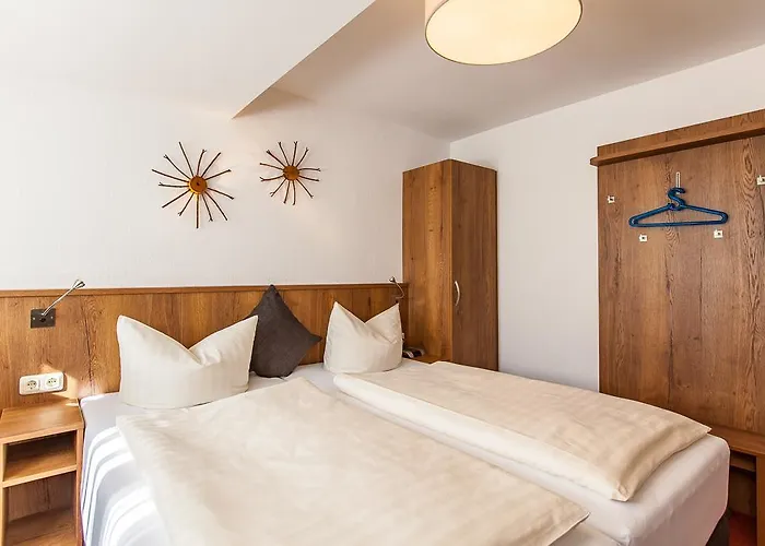 Wanderhotel Sonnebergbaude 3* ترسدورف